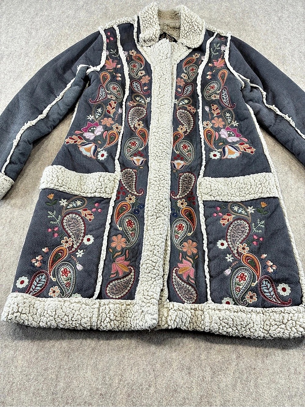 Johnny Was Biya Women's Sherpa Lined Embroidered Paisley Coat Gray Size S - Picture 3 of 16